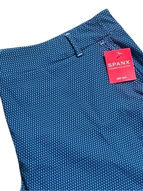 Spanx Sunshine Shorts 4"
Women Geo Scape Blue UPF
50+ NWT Size XL